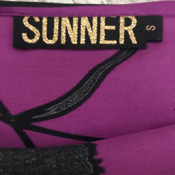 Beautiful Silk Blouse - Picture 5 of 12